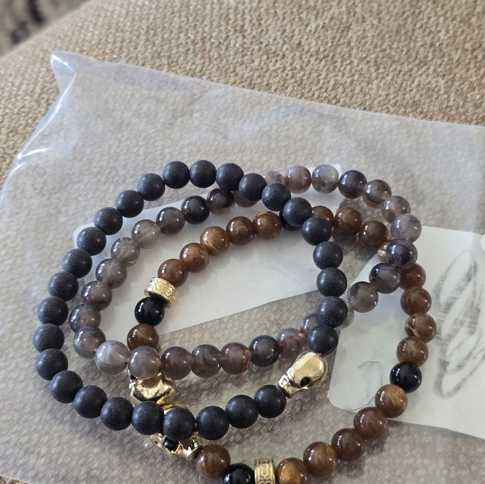 Macy's Beaded Skull Bracelets Set Women New - Picture 10 of 11